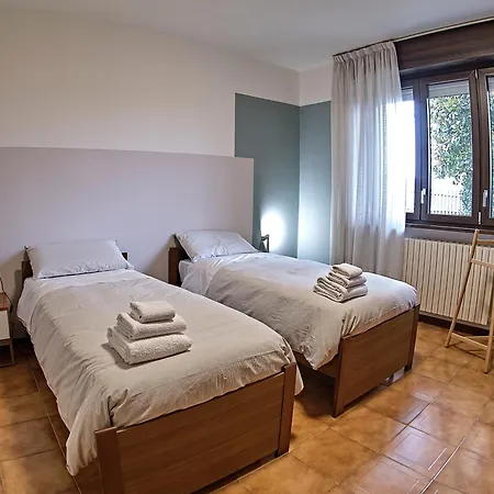 La Casa Dei Nonni Apartment *